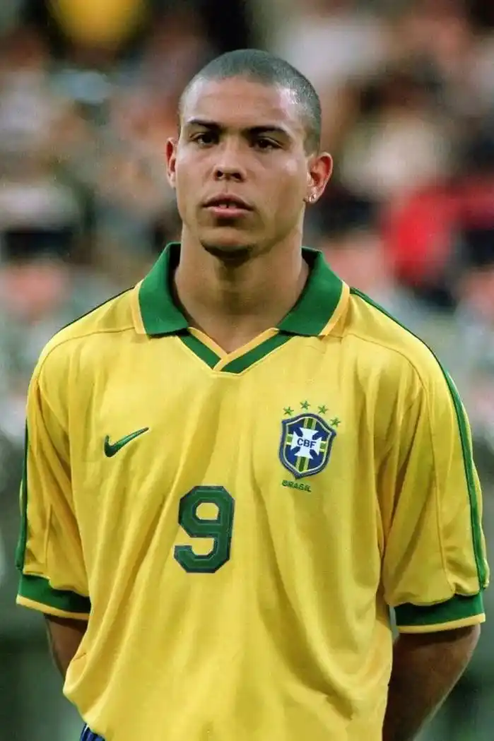 来深远的影 来深远的影